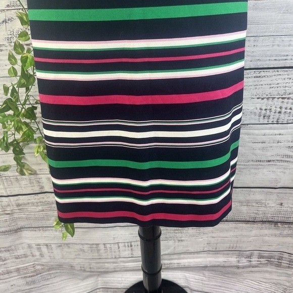 Talbots Skirt size 10 Petite Navy Blue Pink Striped Knee A Line Stretch Modest - Picture 7 of 11